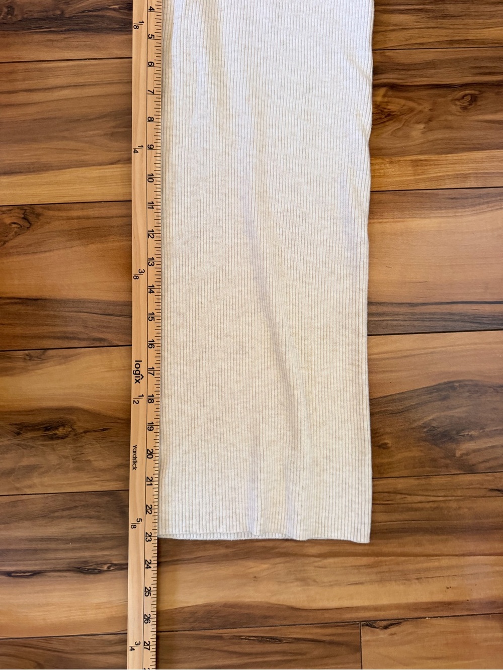 Uniqlo Women’s Washable Cream Knit Ribbed Pants - Picture 11 of 11